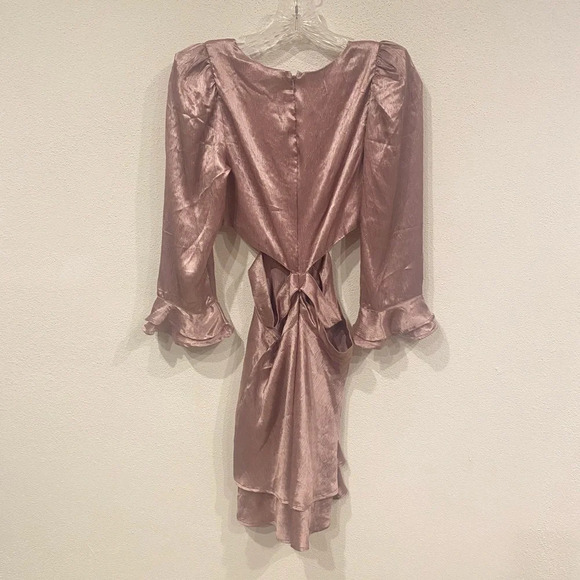 NEW RAHI Luster Cutout Minidress in Antique Rose Size Medium - Picture 4 of 4